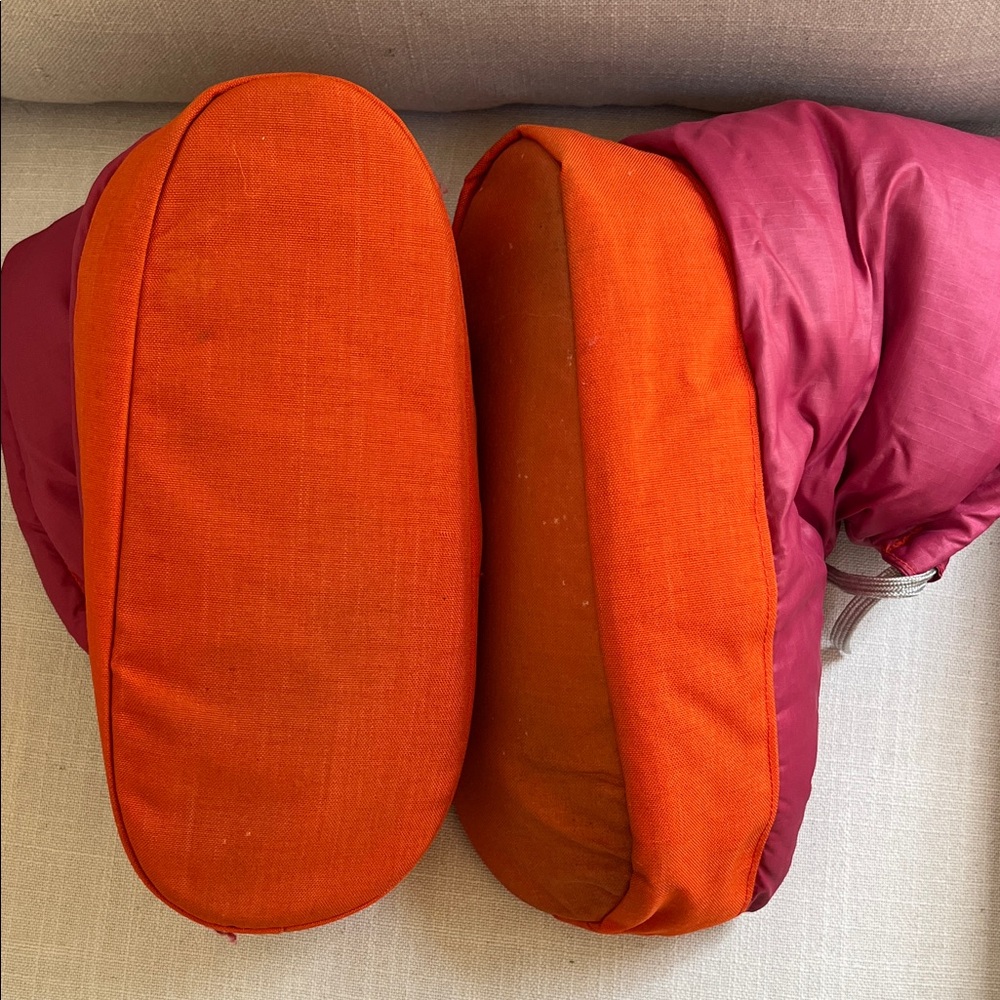 Alpine Design Vintage Puffer slippers Size Medium fits 7,8,9 - Picture 4 of 6